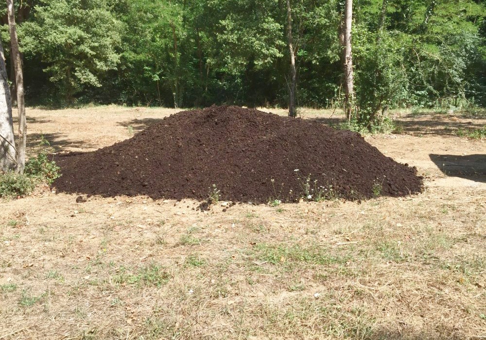 COMPOST ORGANIC
Letame biologico e non